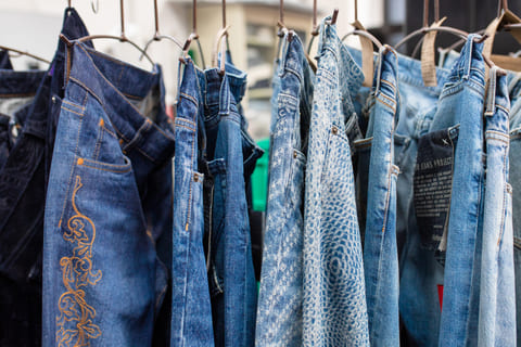Denim garments with a laser-made vintage effect